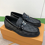 ̺   YF4301
